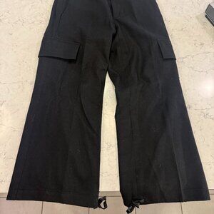 Banana Republic Leg Capri Cargo Pants